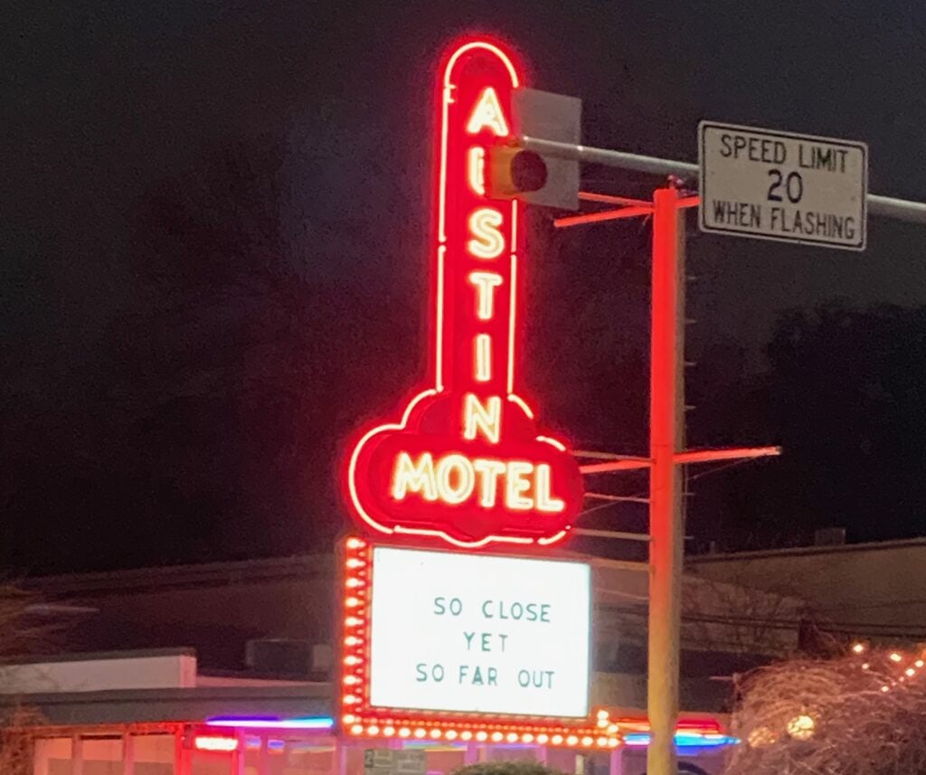 picture of Austin Motel neon sign